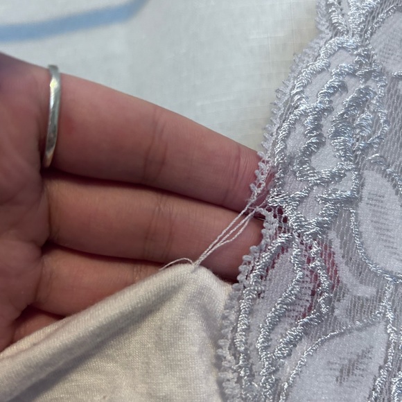 Y2K lace shoulder top - Picture 3 of 3